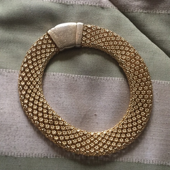 Beautiful necklace - Picture 3 of 3